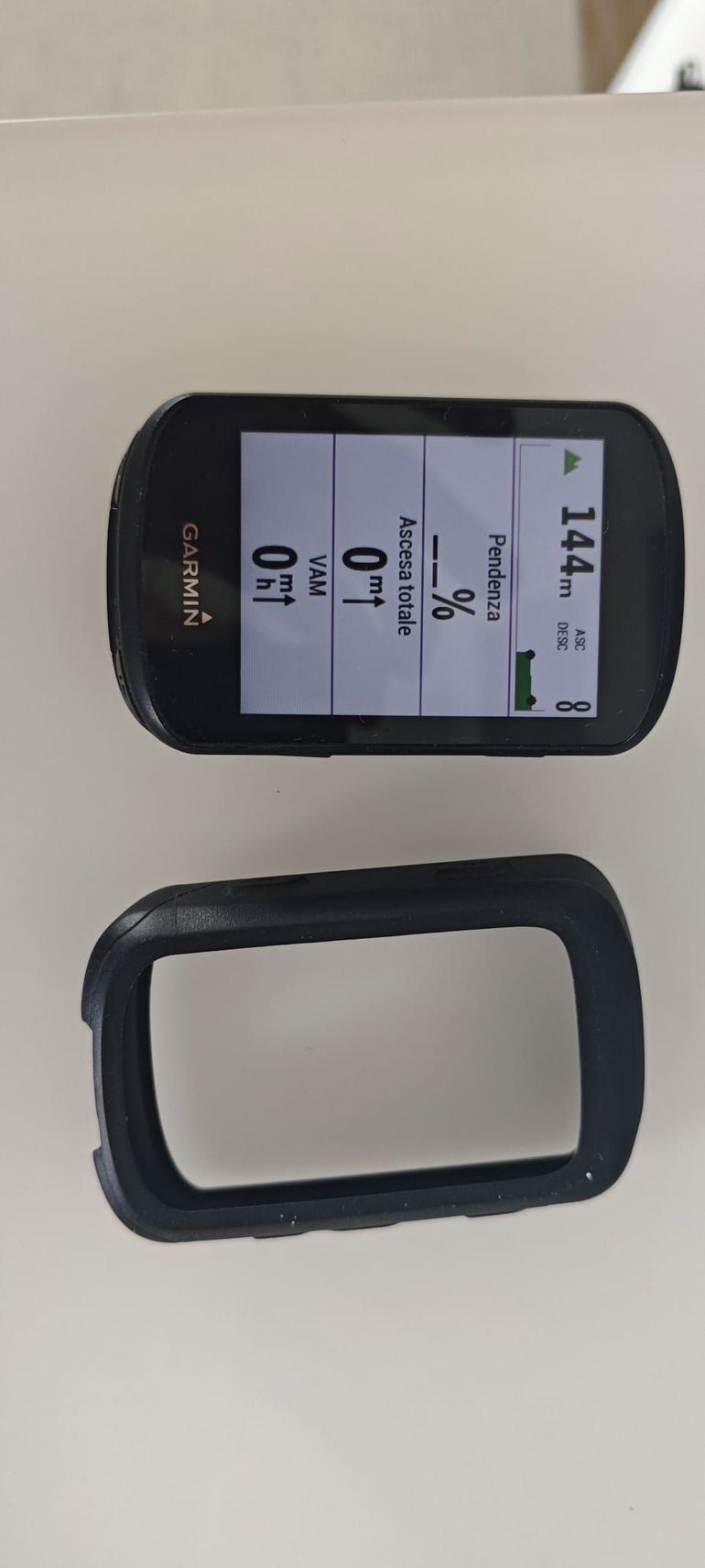 Used Garmin Edge 530 GPS Cycling Computer bike — image 5 of 7