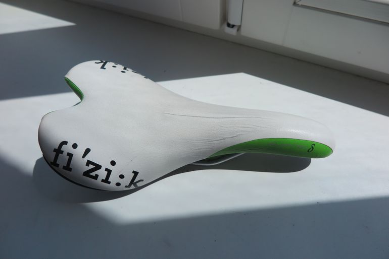 Used Fizik Aliante 8 bike — image 1 of 2