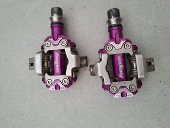 Used Hope Union RC Pedals bike
