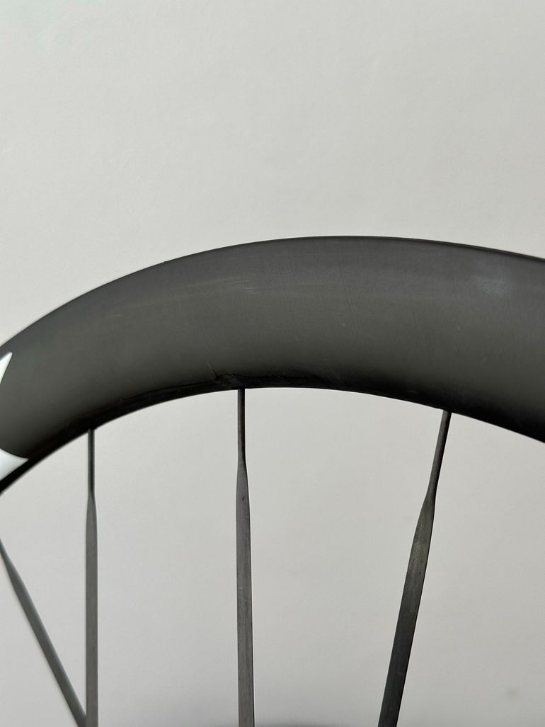 Used Cadex Max 40 Disc Tubeless 2025 bike — image 7 of 12