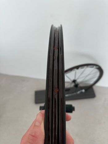 Used Cadex Max 40 Disc Tubeless 2025 bike — image 6 of 12
