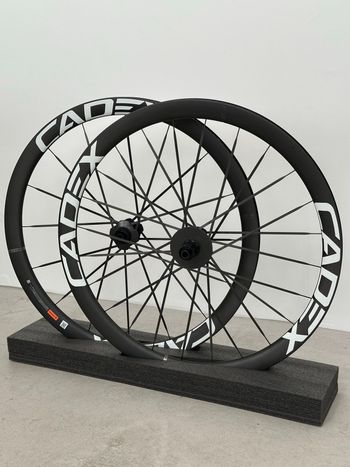 Used Cadex Max 40 Disc Tubeless 2025 bike