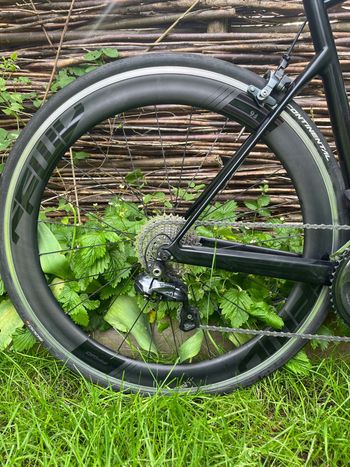 Used Ffwd F6R 60mm Full Carbon Clincher DT350 2024 bike — image 4 of 13