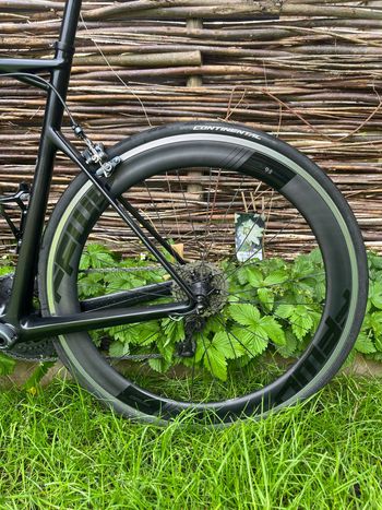 Used Ffwd F6R 60mm Full Carbon Clincher DT350 2024 bike — image 2 of 13
