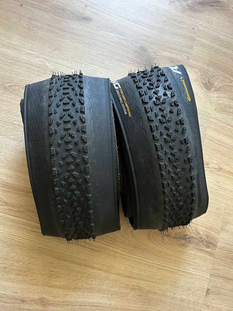 Used Continental Race King 29 x 2.0 50 - 622 2025 bike — image 1 of 6