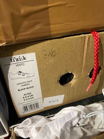 Used Fizik Vento Infinito Knit Carbon 2 bike — image 7 of 7
