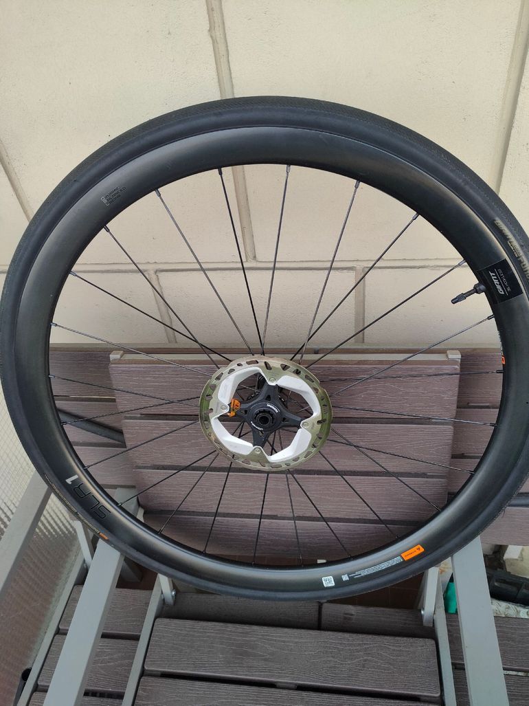 Used Giant Carbon Alto Profilo 36 Tubeless Disc Shimano 11-speed 11-34 2023 bike — image 5 of 5