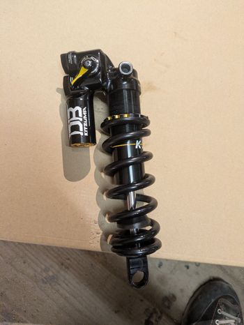 Used Cane Creek kitsuma coil 2022 bike — image 2 of 4