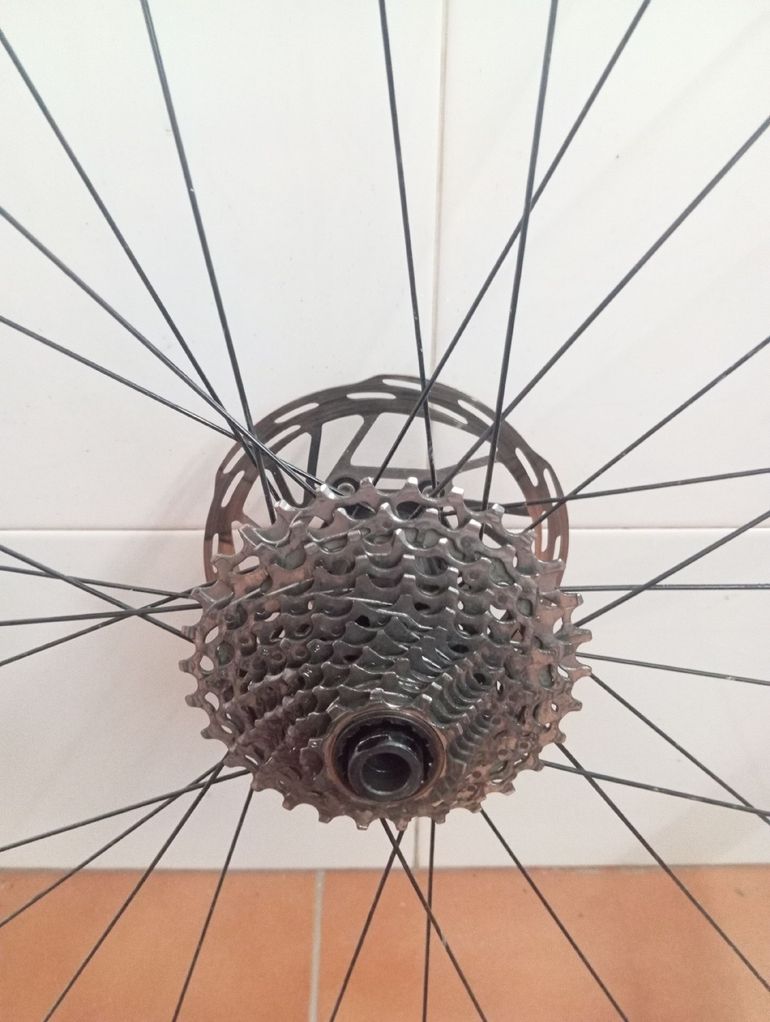 Used Syncros Rear Aluminum Wheel with SRAM Rival 10-30 Cassette and 140mm Disc Brake bike — image 5 of 6