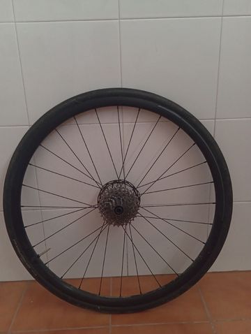 Brugt Syncros Rear Aluminum Wheel with SRAM Rival 10-30 Cassette and 140mm Disc Brake Wheels