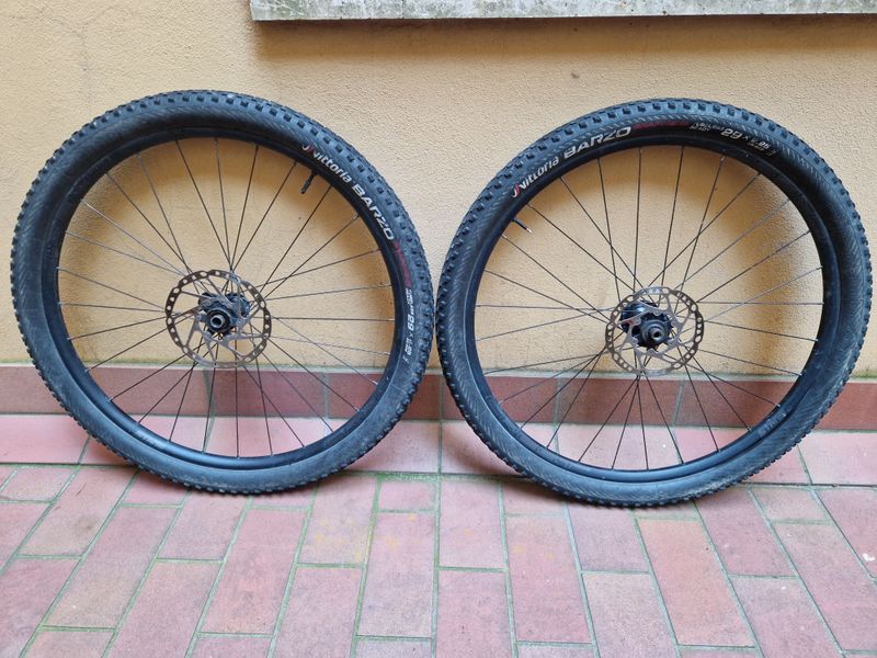 Stans Notubes Stan's NoTubes Crest MK4 bike d'occasion — image 1 sur 4