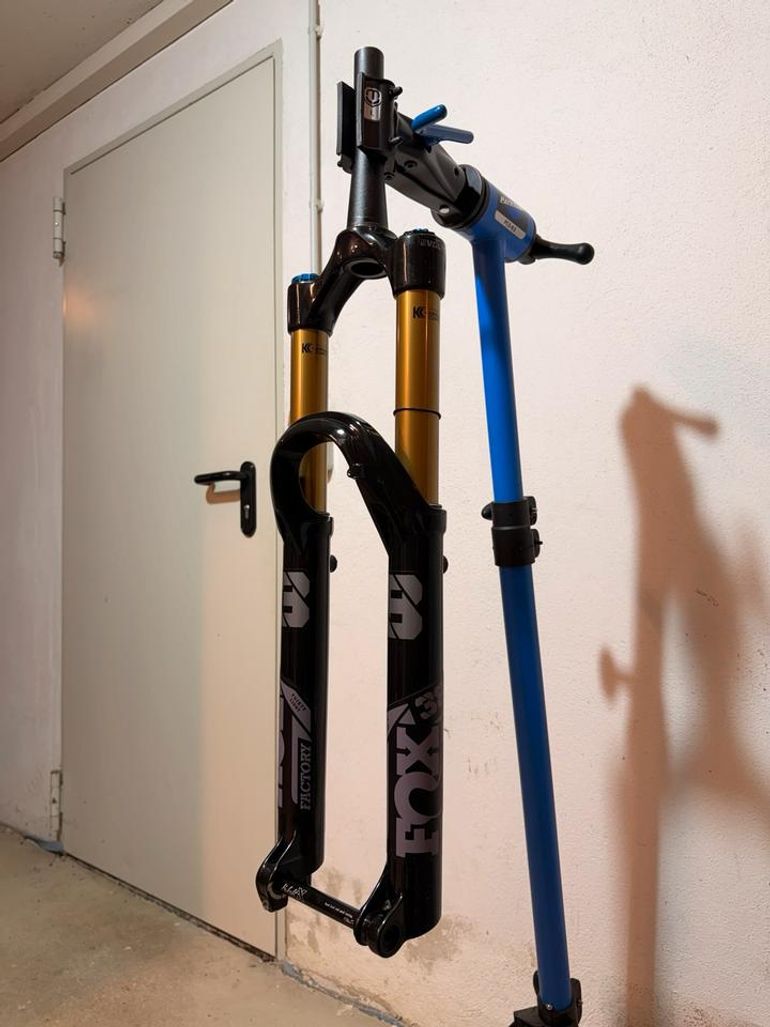 Used Fox Factory 38 Float 170mm 29 2026 bike — image 4 of 25