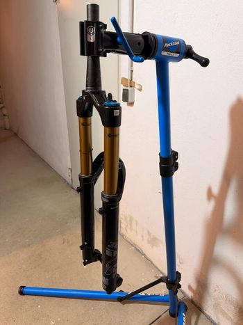Used Fox Factory 38 Float 170mm 29 2026 bike — image 13 of 25