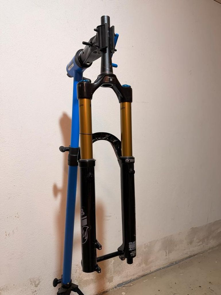 Used Fox Factory 38 Float 170mm 29 2026 bike — image 8 of 25
