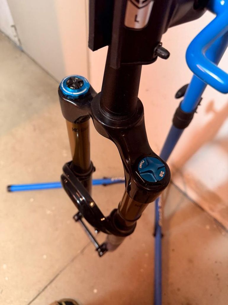 Used Fox Factory 38 Float 170mm 29 2026 bike — image 6 of 25