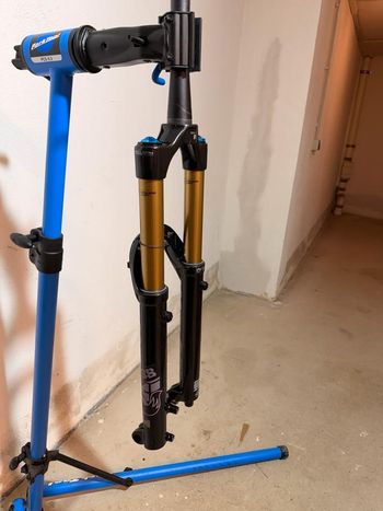 Used Fox Factory 38 Float 170mm 29 2026 bike — image 12 of 25
