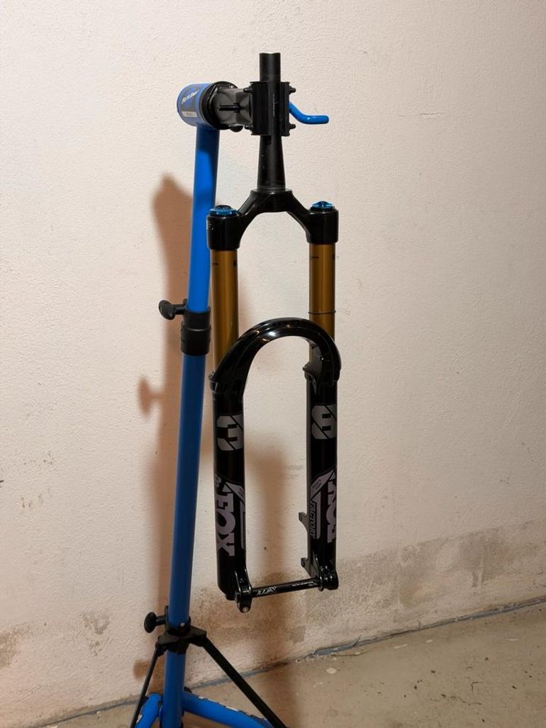 Used Fox Factory 38 Float 170mm 29 2026 bike — image 2 of 25