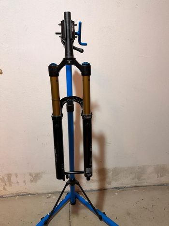 Used Fox Factory 38 Float 170mm 29 2026 bike — image 7 of 25
