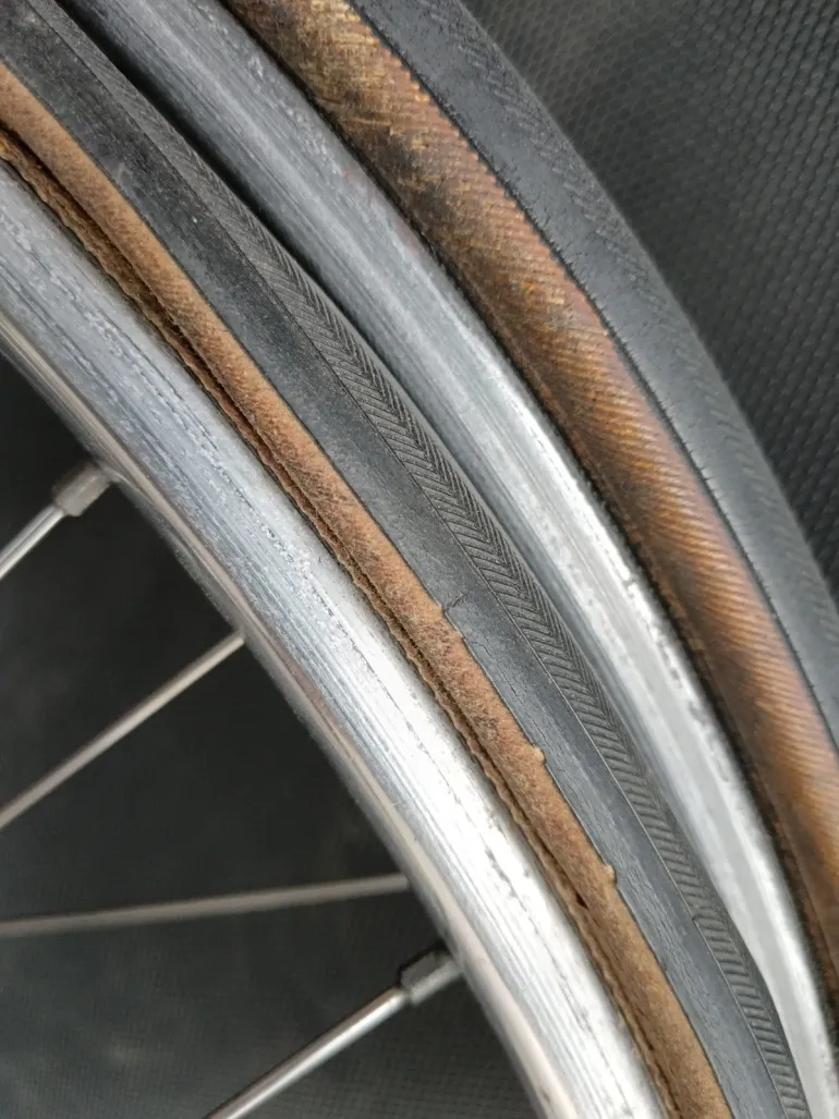 Used Campagnolo Record bike — image 12 of 14