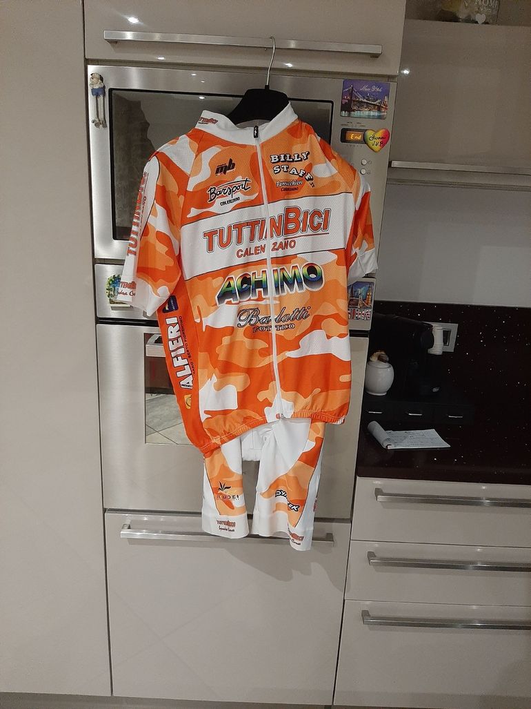 Used tutto in bici logo personalizzato tutti in bici bike — image 3 of 5