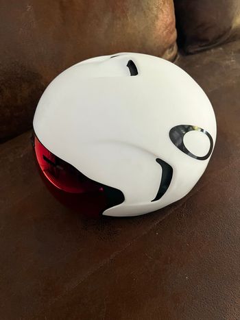 Used Oakley Aro7 Road Helmet 2020 bike