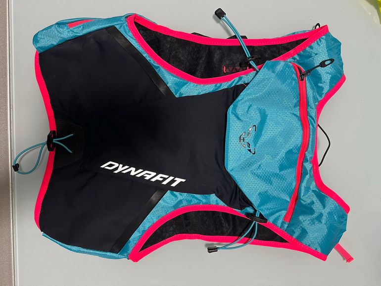 Used Dynafit Alpine 9 Running Backpack bike — image 3 of 7