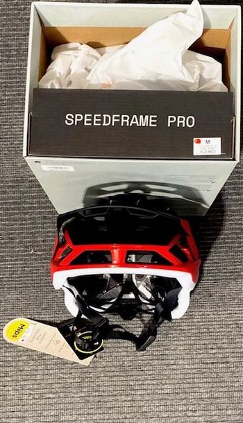 Used Fox Racing Speedframe Pro Helmet 2025 bike — image 4 of 4