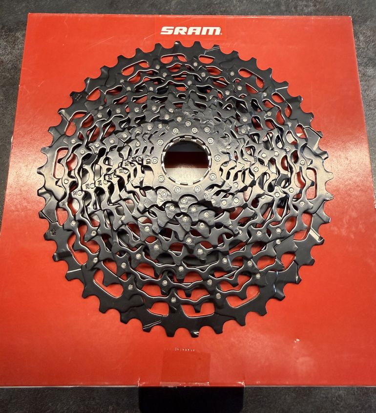 Used Sram GX XG-1150 11SP bike — image 1 of 4