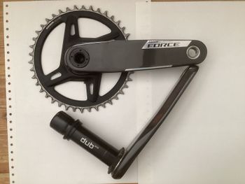 Used Sram FORCE DUB 172.5 mm 2026 bike