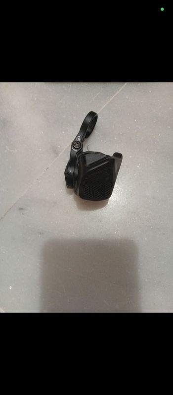 Used RockShox Reverb AXS Dropper Post 2025 bike — image 4 of 4