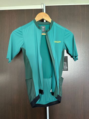 Used Oakley jersey bike — image 2 of 5