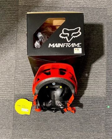 Used Fox Racing Mainframe MIPS Helmet 2025 bike — image 4 of 4