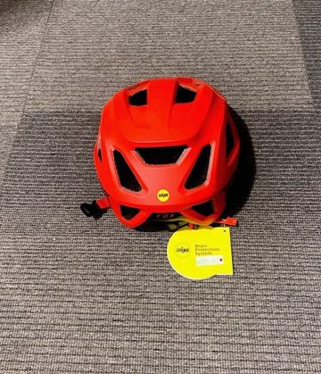 Tweedehands Fox Racing Mainframe MIPS Helmet 2025 bike — afbeelding 2 van 4