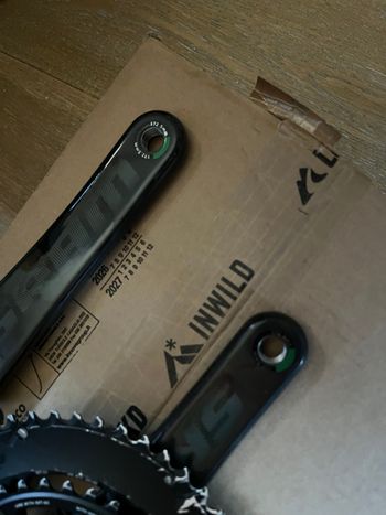 Used Sram RED 22 50-34 Dents YAW GXP 172.5 2025 bike — image 6 of 10