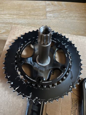 Used Sram RED 22 50-34 Dents YAW GXP 172.5 2025 bike — image 7 of 10