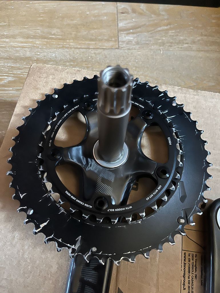 Used Sram RED 22 50-34 Dents YAW GXP 172.5 2025 bike — image 7 of 10