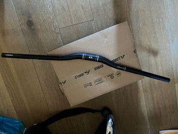 Used Mondraker ONOFF Sulfur Handlebar 2025 bike