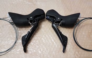 Used Shimano 105 ST-R7020 2x11S bike — image 4 of 6