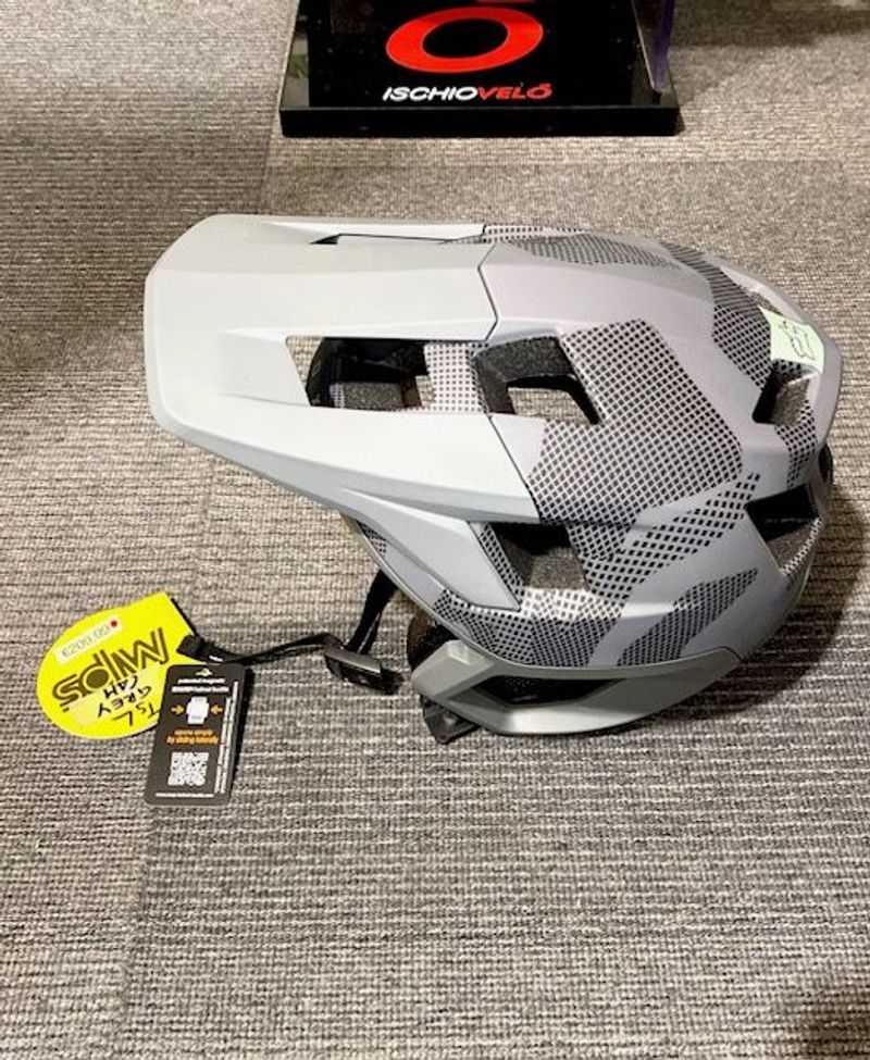 Used Fox Racing Dropframe Pro Helmet 2025 Cycling Accessories