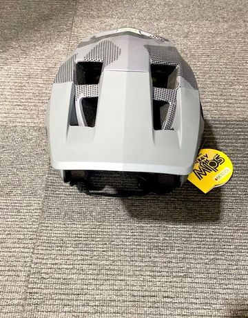Używany Fox Racing Dropframe Pro Helmet 2025 bike — zdjęcie 3 z 4