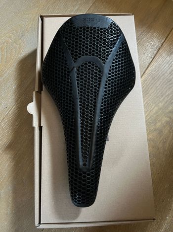 Used Fizik VENTO Argo 00 Adaptive 150 mm Noir 2025 bike