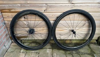Used Enve SES 3.4 Carbon Wheelset bike — image 9 of 13