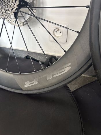 Used Mavic SLR Discs 2024 bike — image 5 of 6