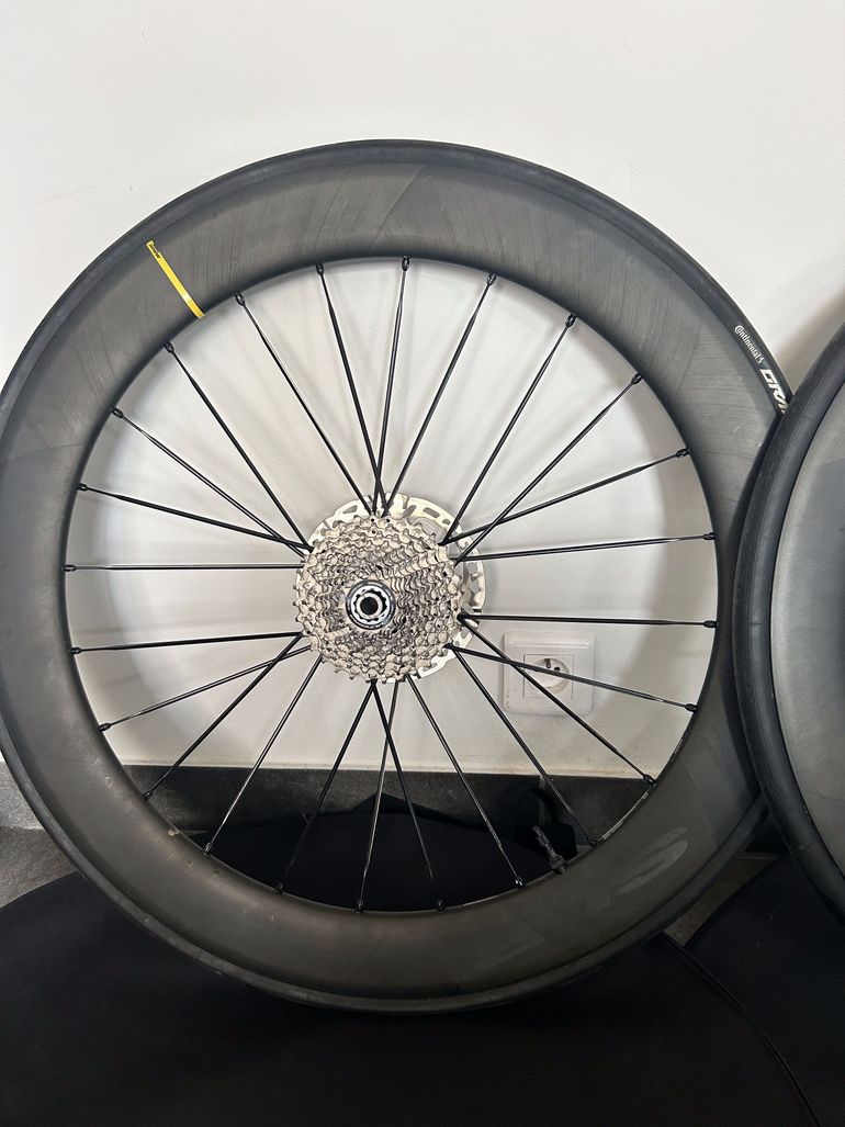 Used Mavic SLR Discs 2024 bike — image 4 of 6