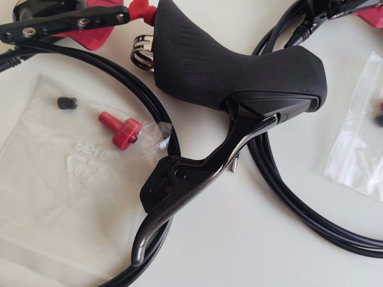 Used Sram MANETAS Y PINZAS FORCE D2 AXS 2026 bike — image 9 of 9