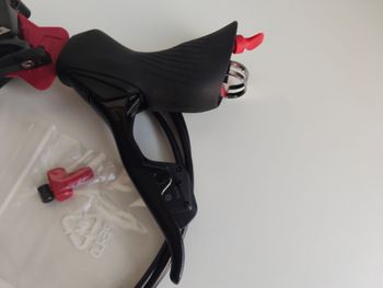 Used Sram MANETAS Y PINZAS FORCE D2 AXS 2026 bike — image 8 of 9