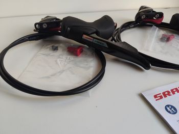 Used Sram MANETAS Y PINZAS FORCE D2 AXS 2026 bike — image 6 of 9