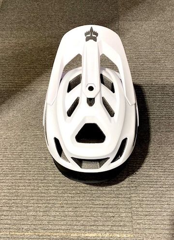 Used Fox Racing Dropframe Pro Helmet 2025 bike — image 2 of 4