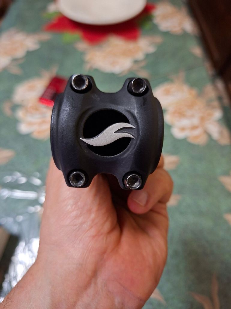 Used Giant Contact SL Stem bike — image 3 of 6