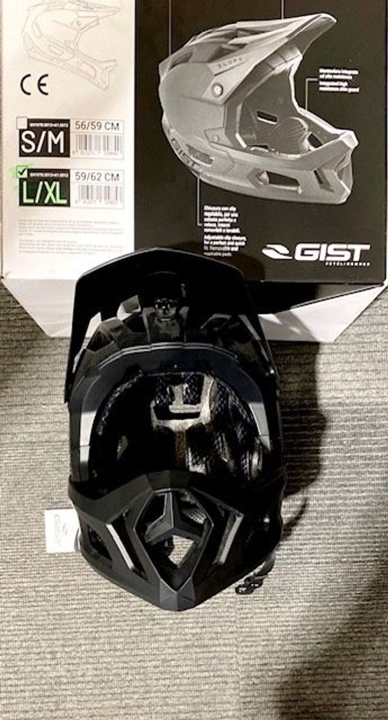 Used Gist Slope Helmet 2025 bike — image 4 of 4